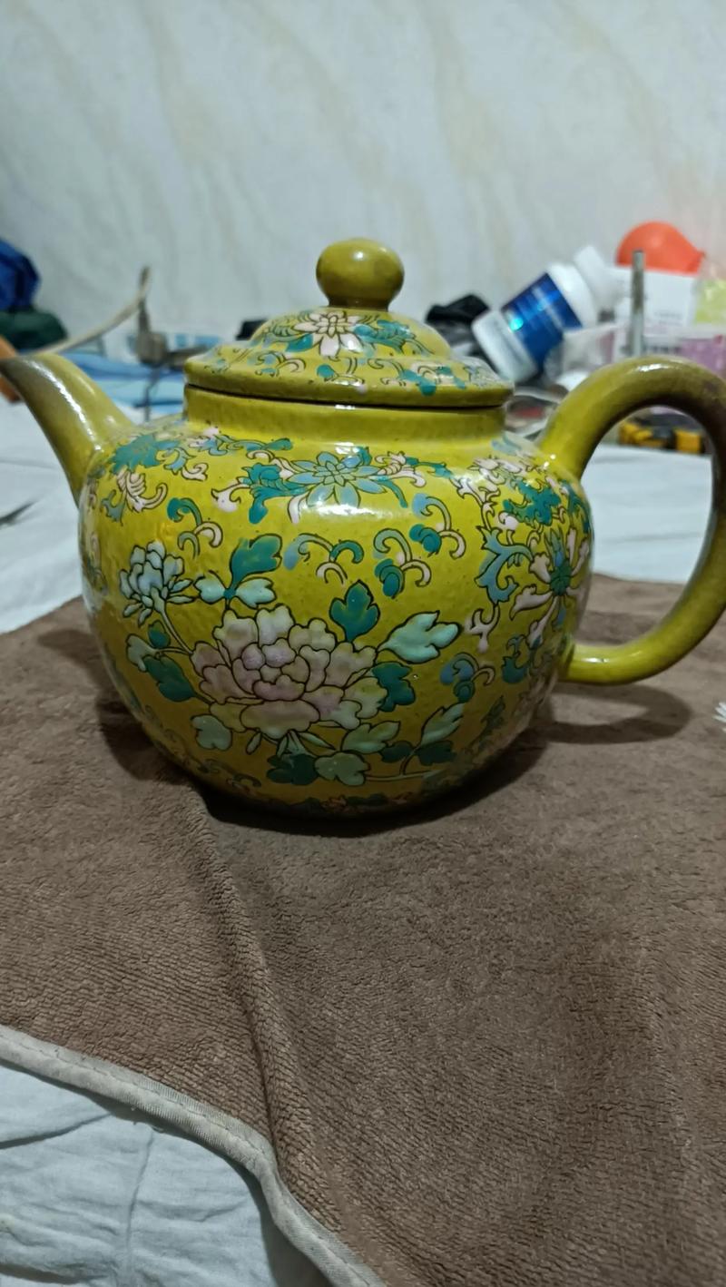 紫砂壶上紫砂釉是紫砂吗