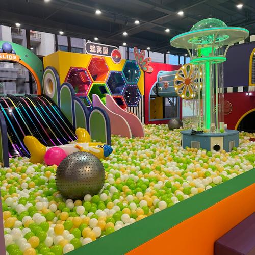 成都麦鲁小城儿童职业体验乐园