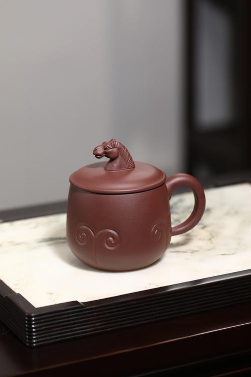 收藏天下紫砂壶马到成功