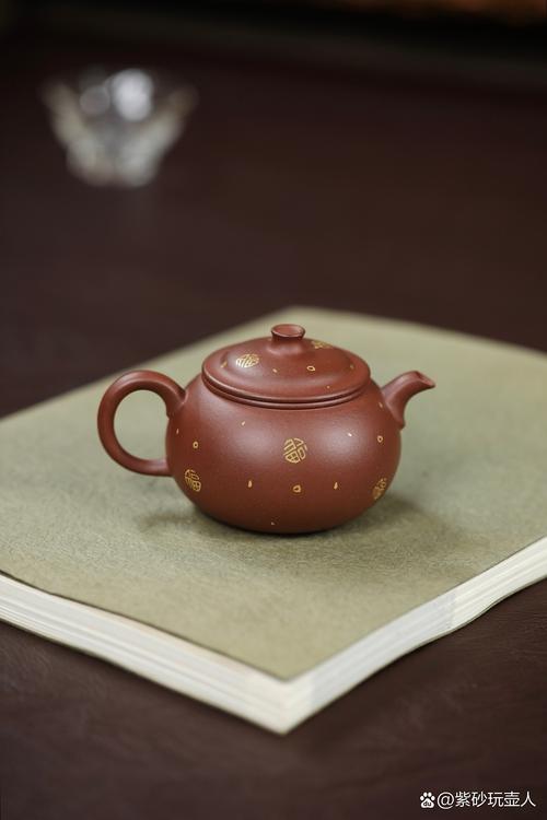 100元的紫砂壶有毒吗