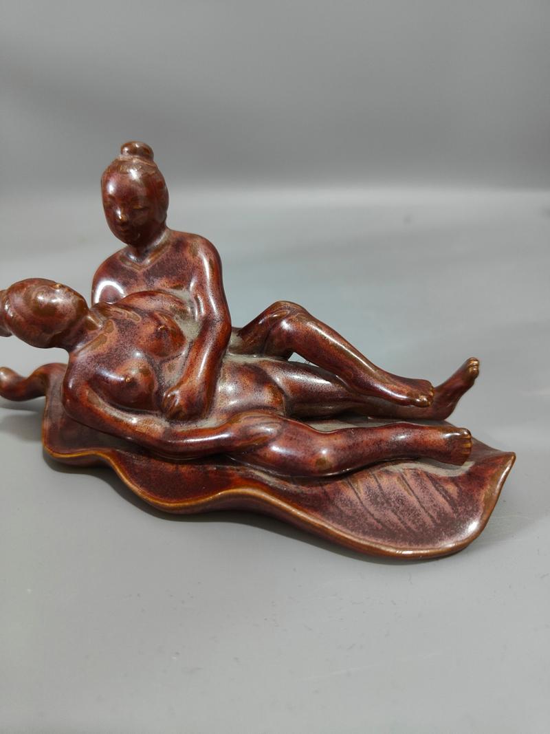 瓷器摆件亲嘴图片大全