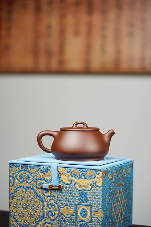 紫砂名家吉同崋紫砂壶