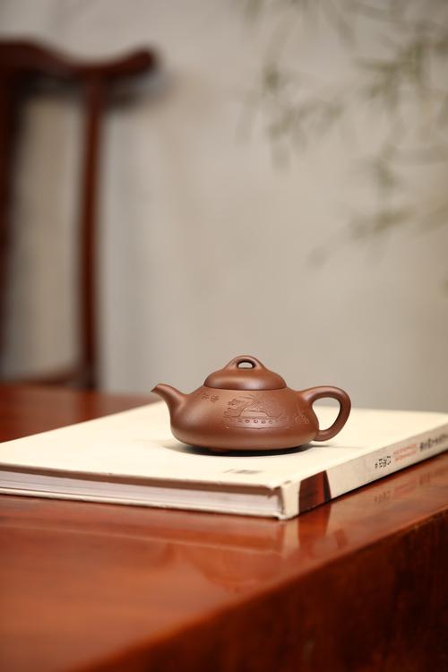 紫砂名家吉同崋紫砂壶