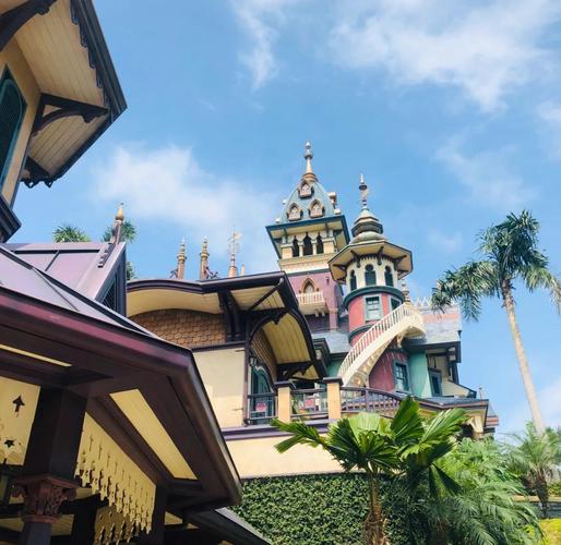 上海和香港迪士尼哪个好玩