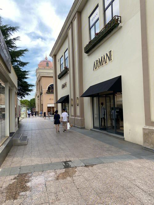 上海奥特莱斯品牌直销广场