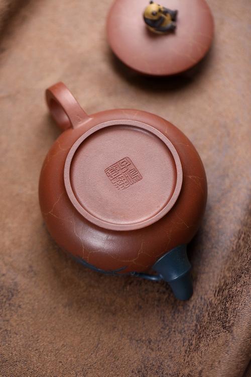 宜兴周志华紫砂壶价格