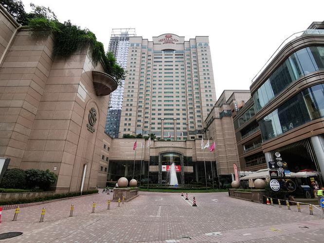 成都总府皇冠假日酒店几星级