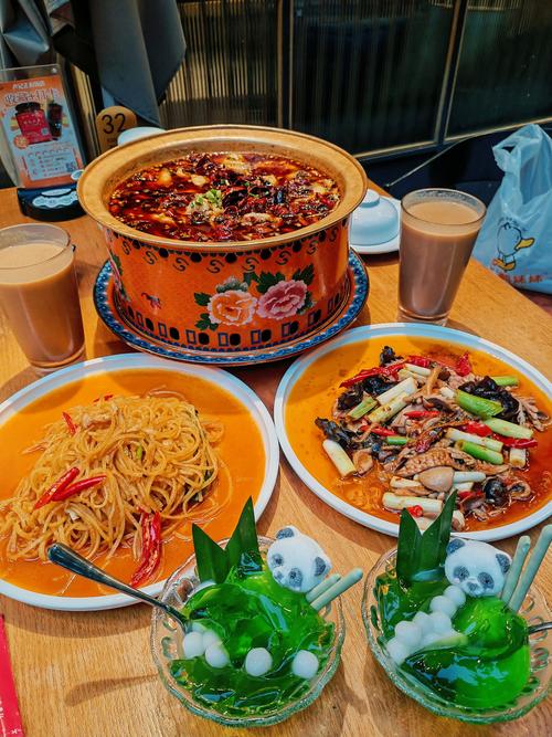 成都火车站附近有什么好吃的