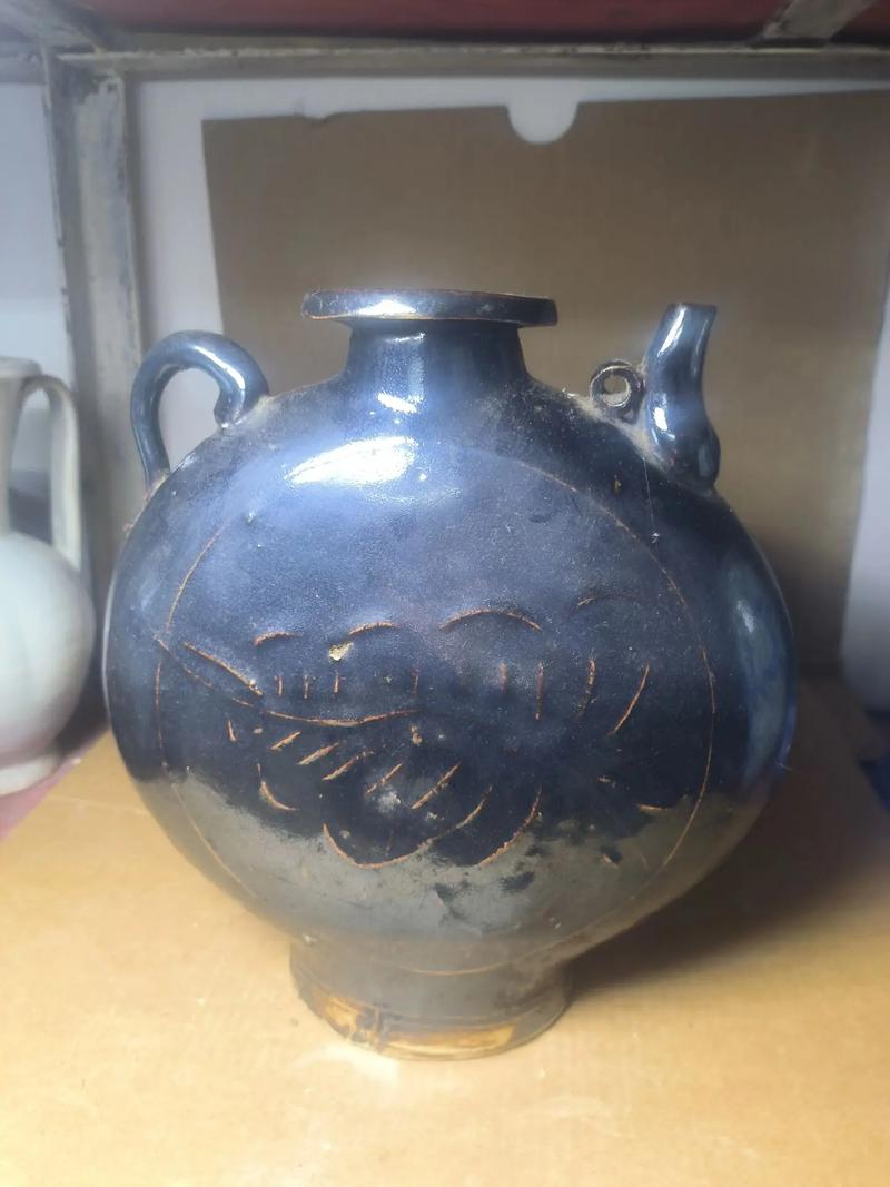 清代磁州窑瓷器值钱吗