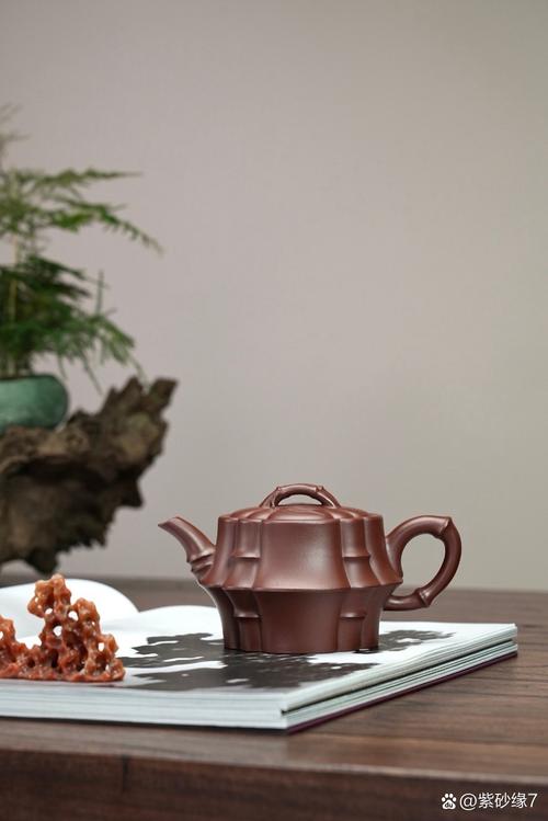 书画 大师合作紫砂壶