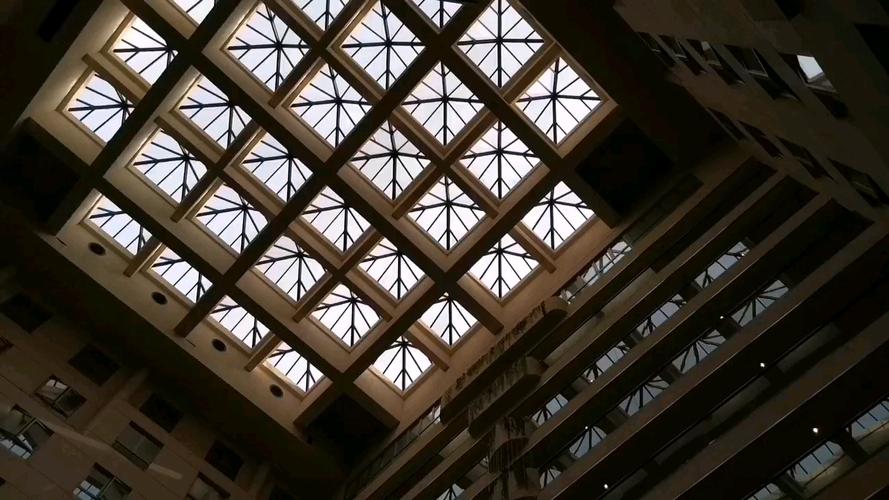 北京国际艺苑皇冠假日酒店