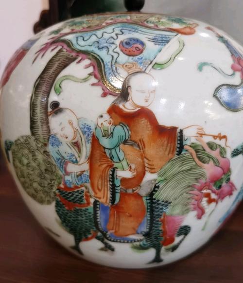 民国瓷器麒麟送子图片