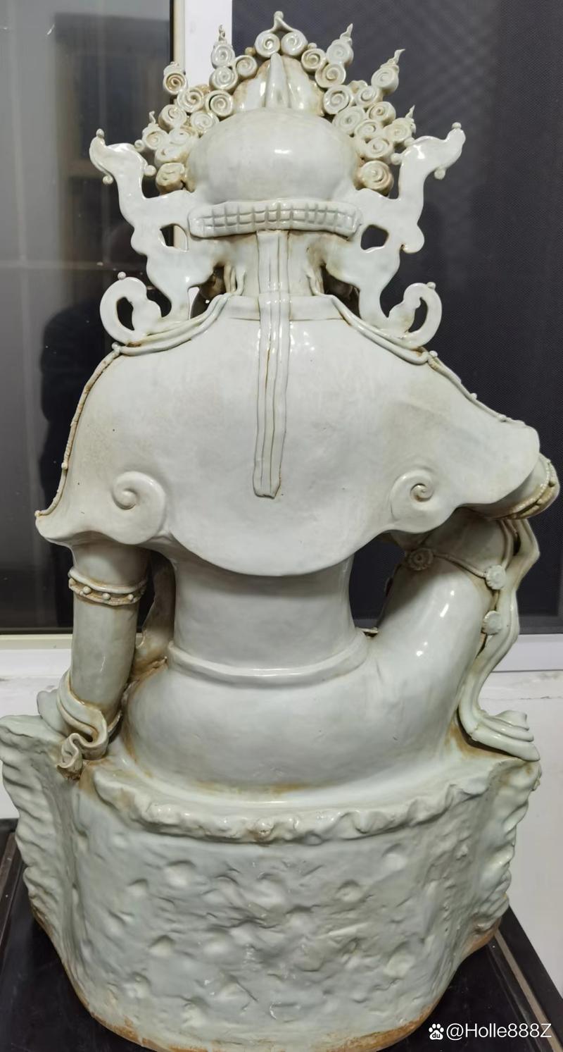 元代白釉观音瓷器图片