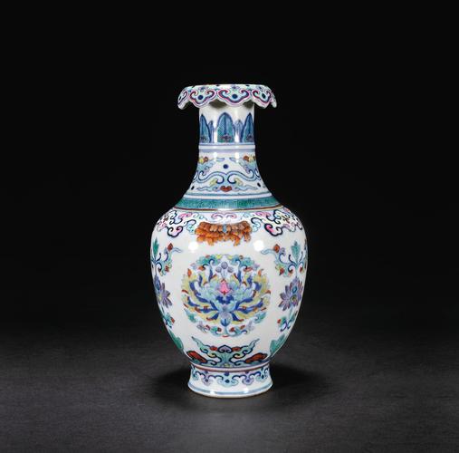 瓷器 如意云头纹