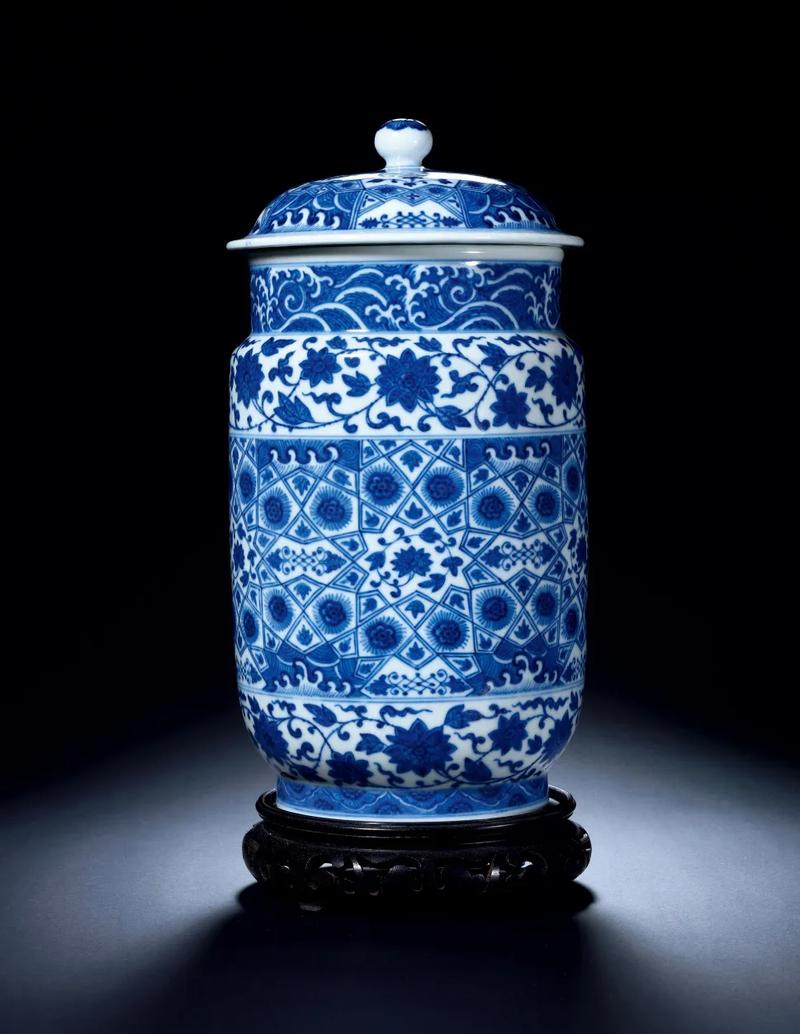 保利拍卖瓷器2025