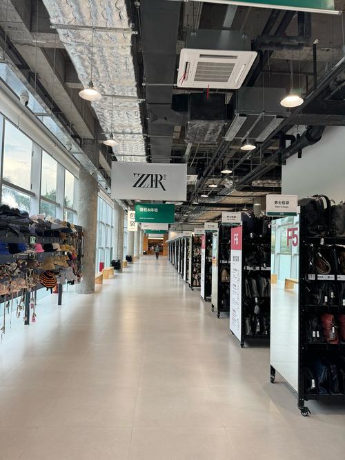 成都其乐clarks专卖店