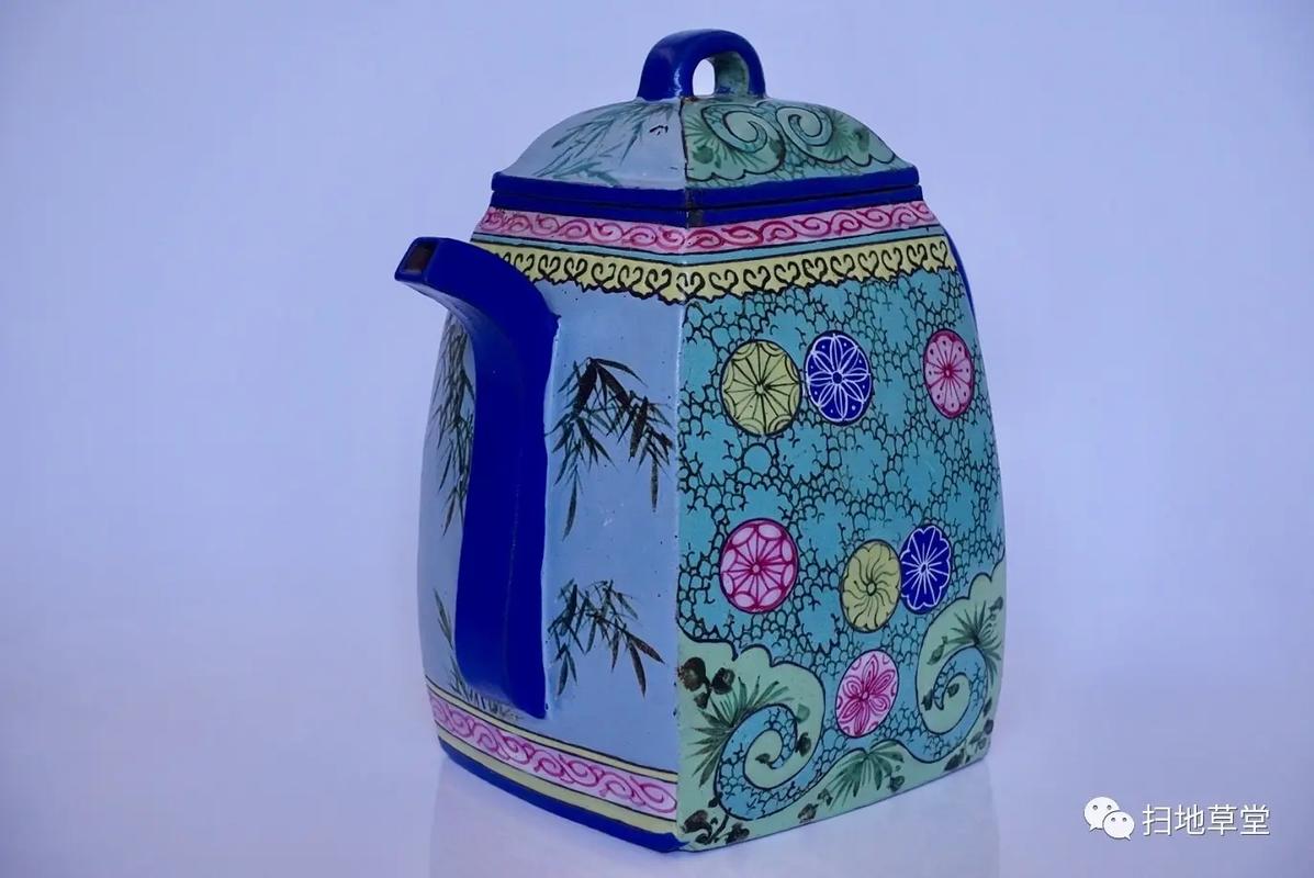 清 粉彩紫砂壶 拍卖