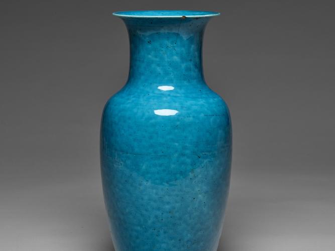 japan瓷器孔雀瓶