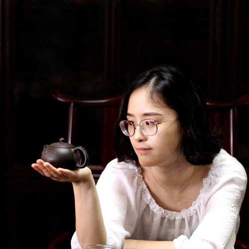 李晓璐紫砂壶是紫砂吗