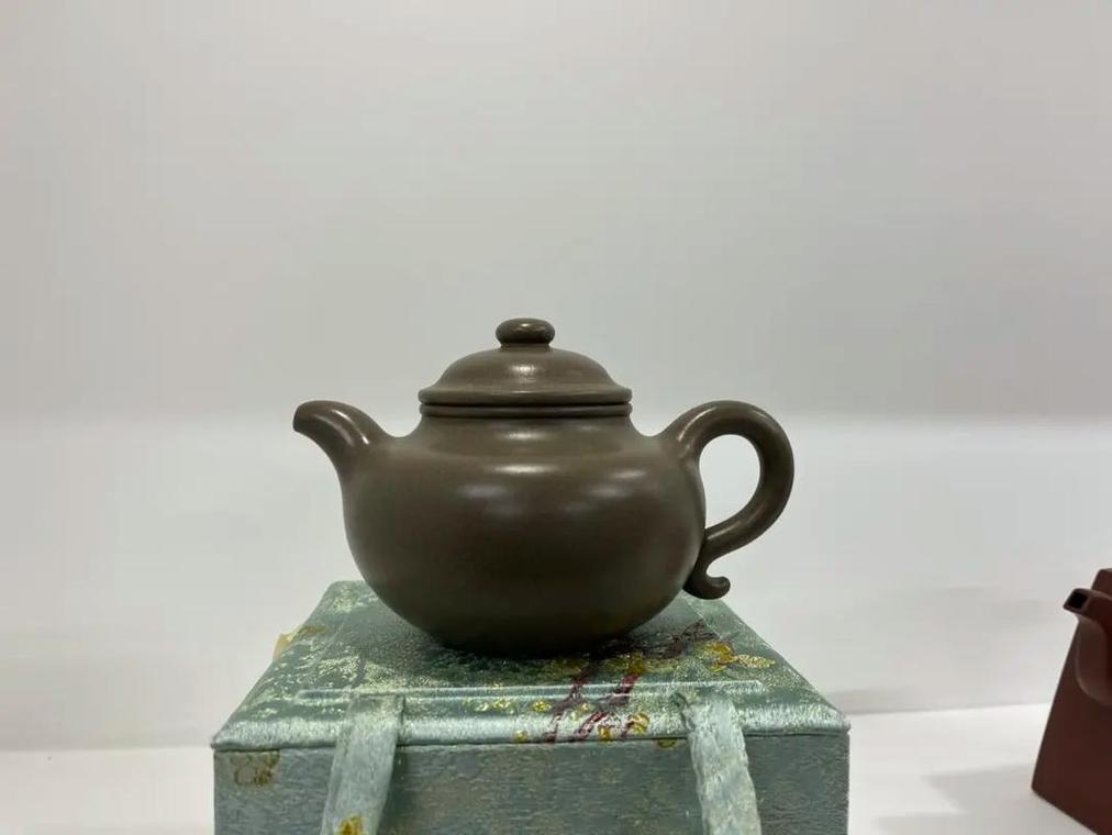 紫砂壶何忍群的紫砂壶