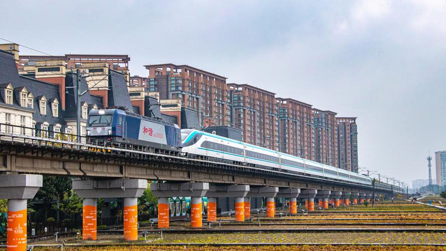 成都c开头的火车是什么车