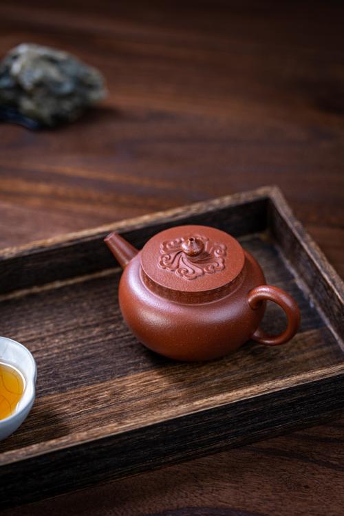 紫砂壶有十圆不如一方