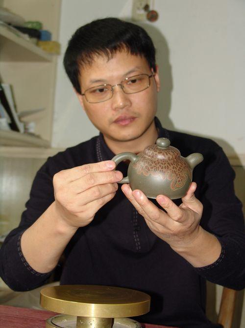 范仁良紫砂壶五彩乐韵