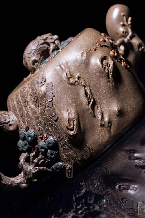 顾余根紫砂壶相得益彰