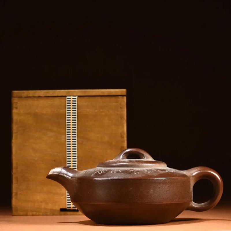 陈生娣制石如刻紫砂壶