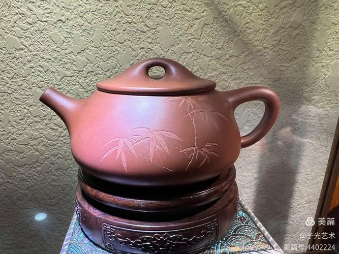 姓顾的紫砂壶女工艺师