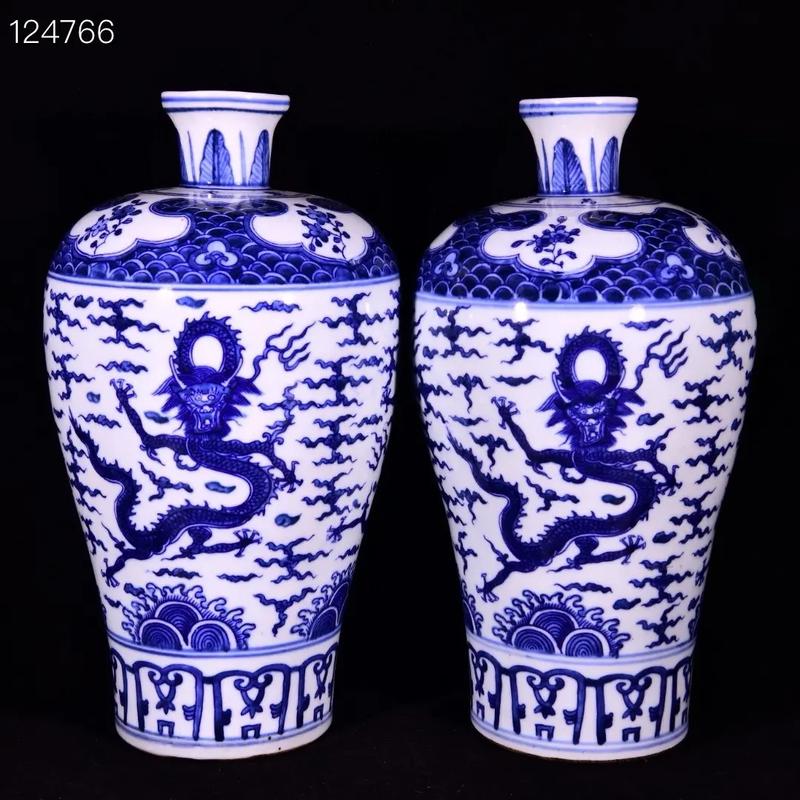 大明万历年制青花瓷器