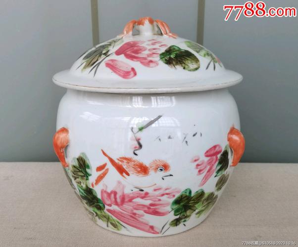 八大山人花鸟瓷器照片