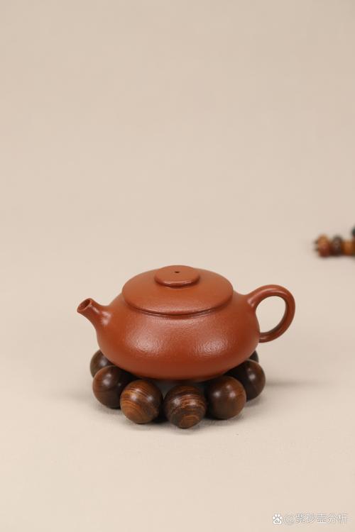 紫砂壶外面刷一层颜色