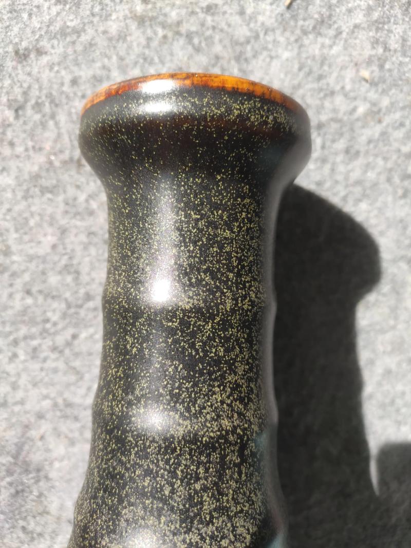 各朝的茶未釉豆的瓷器