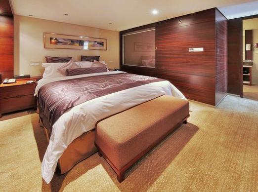 上海新园华美达广场酒店