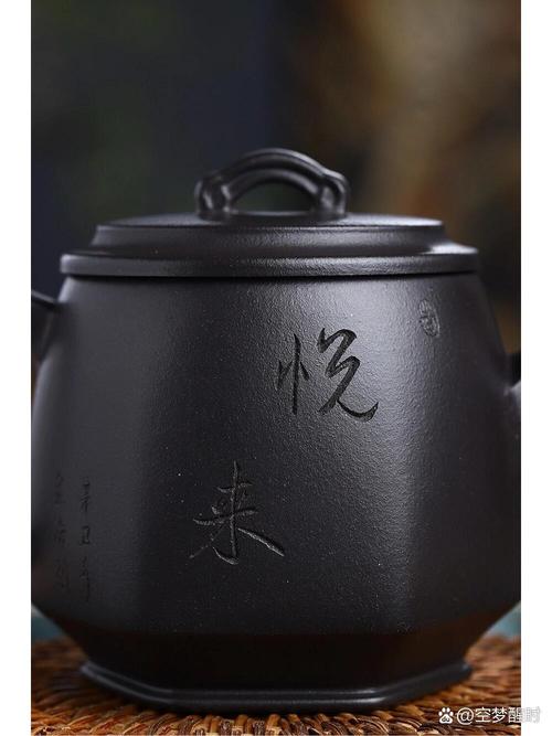 用石黄紫砂壶对人好吗