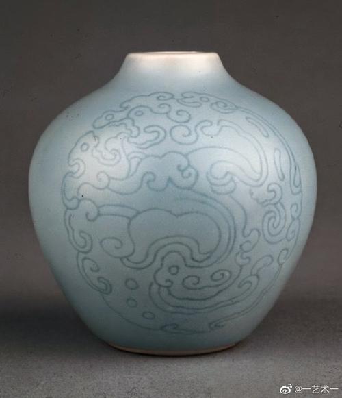 英国博物馆单色釉瓷器