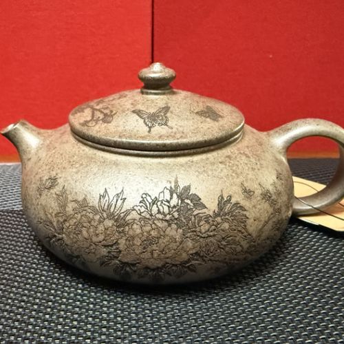 郝年德的紫砂壶的价格