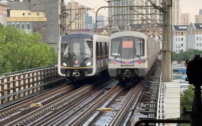 上海新国际博览中心地铁