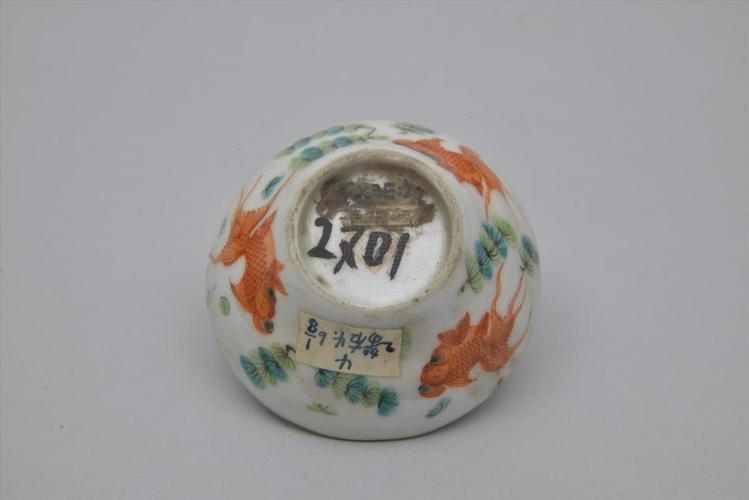 大清同治五彩瓷器图片