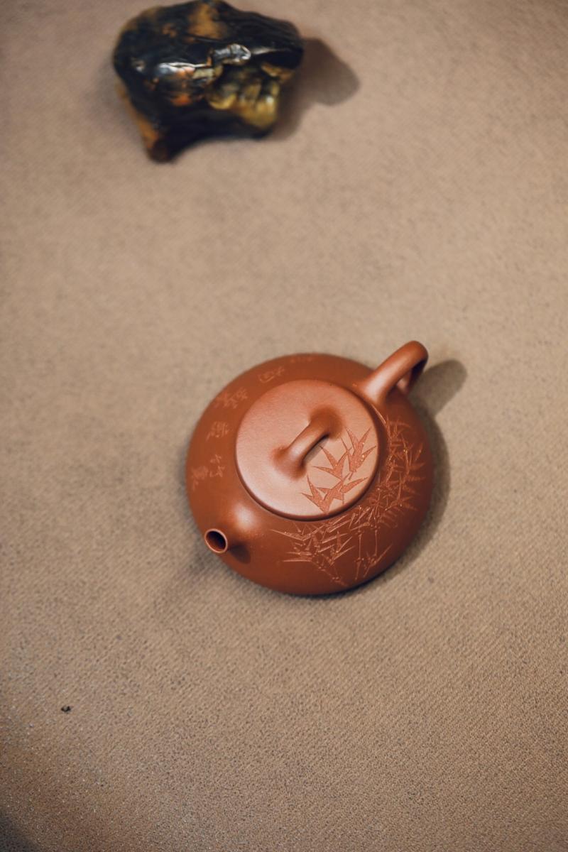 浙甯玉成窑心舟紫砂壶