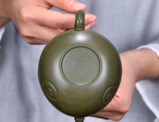 朱鸿钧紫砂壶个人简历