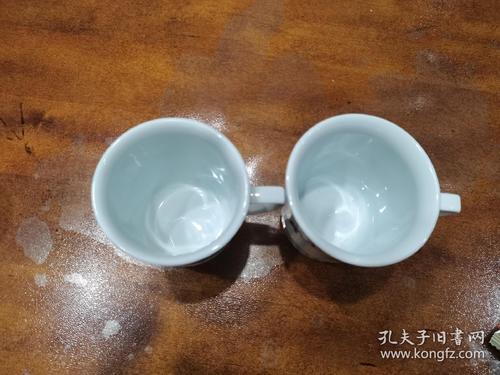 景德镇瓷器底款龙珠阁