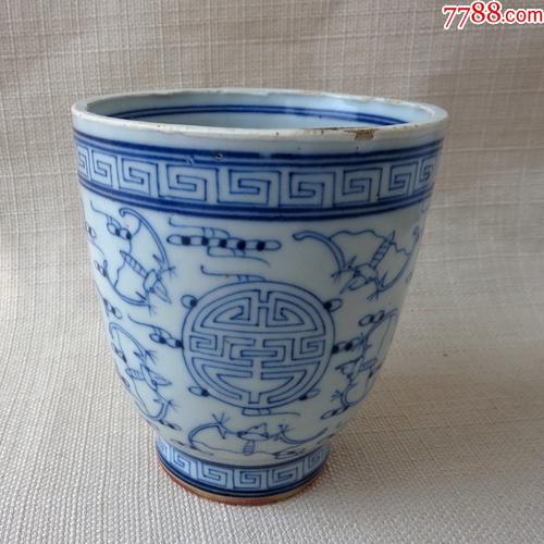 清代瓶生五福瓷器茶杯