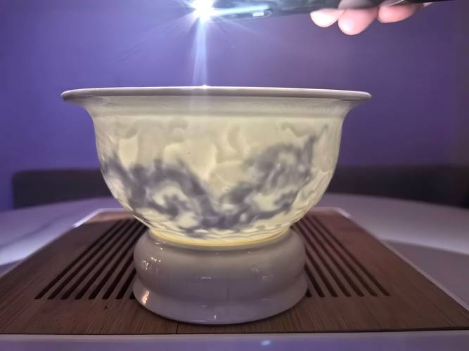 永乐甜白釉瓷器底足图