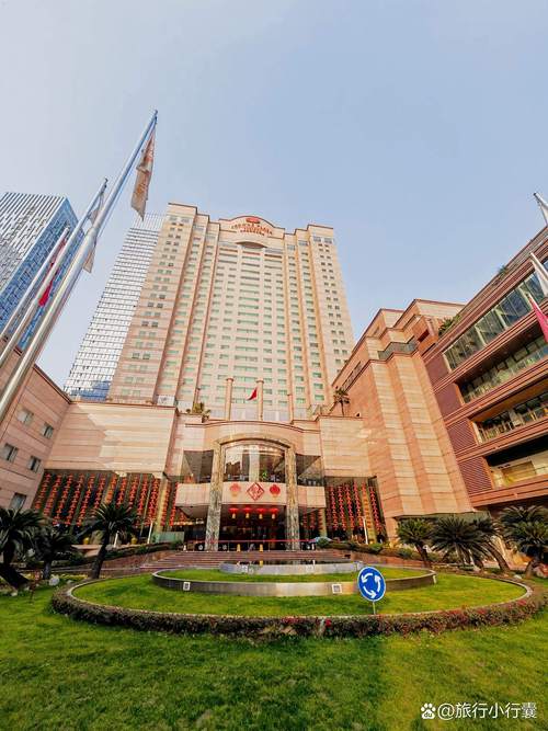 成都高新皇冠假日酒店地址