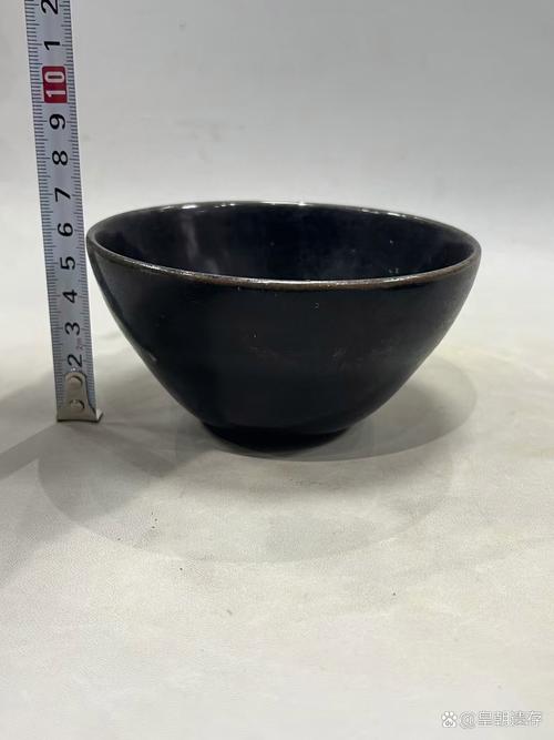 吉州窑黑釉假木叶瓷器