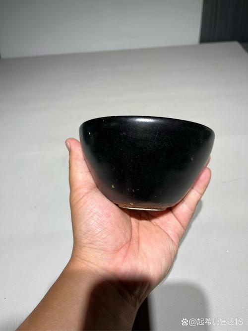 宋元吉州窑黑釉瓷器图