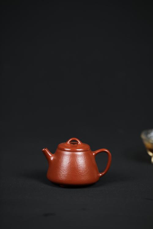 佘法君紫砂壶黑料水平