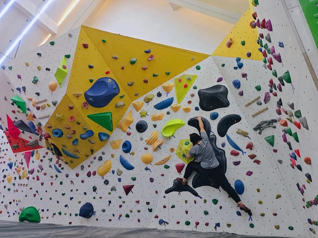 成都攀岩的地方及费用标准